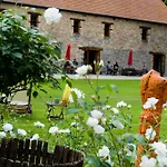 호텔 Domaine De & La Pommeraye (Calvados)