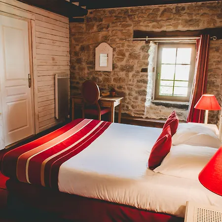 Domaine De & Hotel *