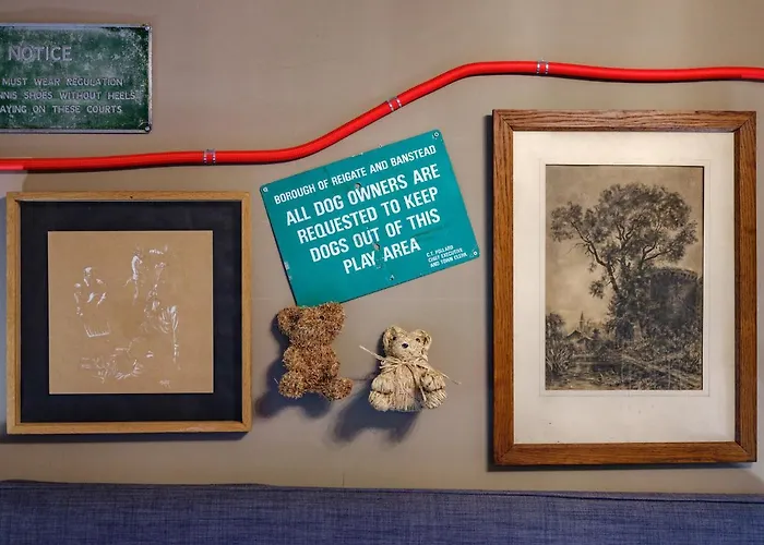 Domaine De & Hotel *