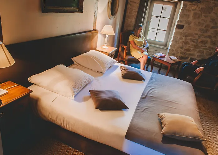 Domaine De & La Pommeraye