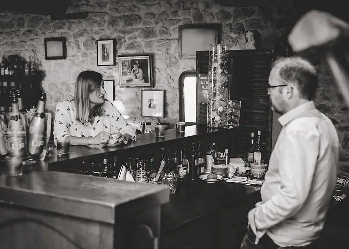 Domaine De & Szálloda La Pommeraye