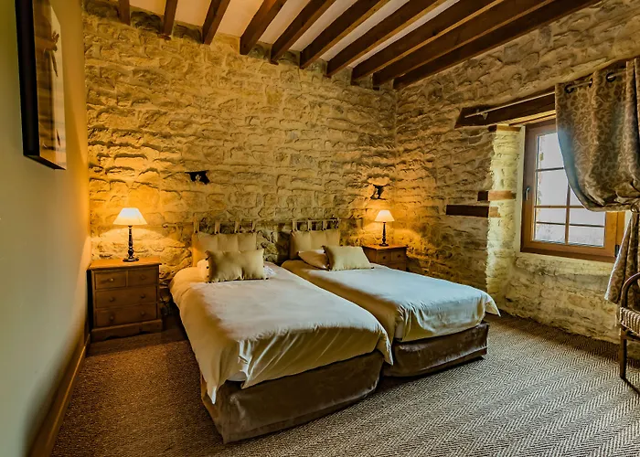 Domaine De & La Pommeraye