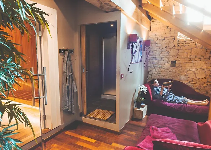 Domaine De & La Pommeraye